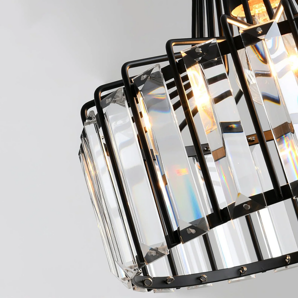 Lampsmodern-UK Modern Crystal Pendant Light Iron Frame 1-Light