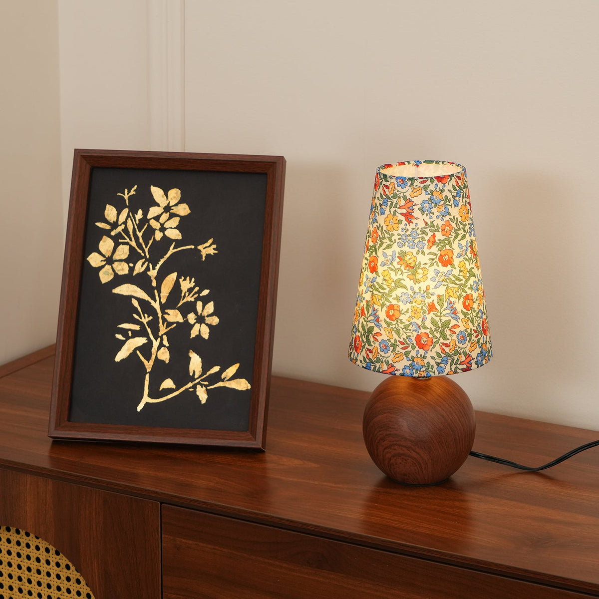 Vintage Anna Floral Table Lamp Wood Fabric 1-Light