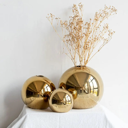 Gold Plated Ceramic Spherical Vase for Tabletop Flower Display