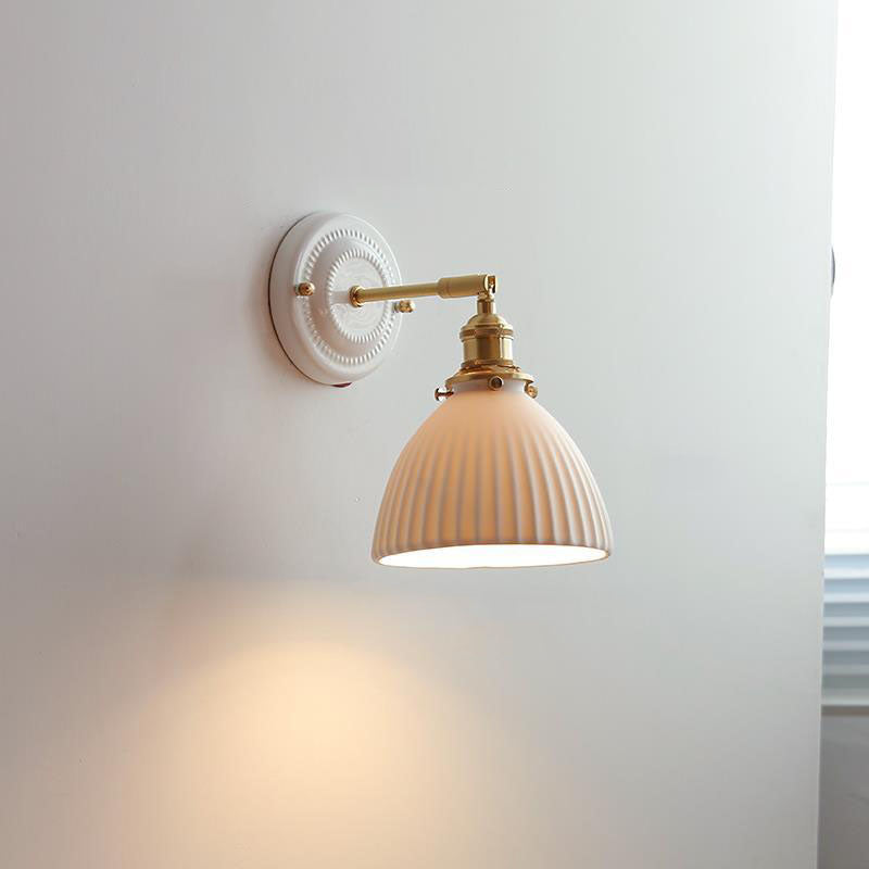Traditional Vintage Round Wall Sconce Lamp Ceramic Brass 1-Light