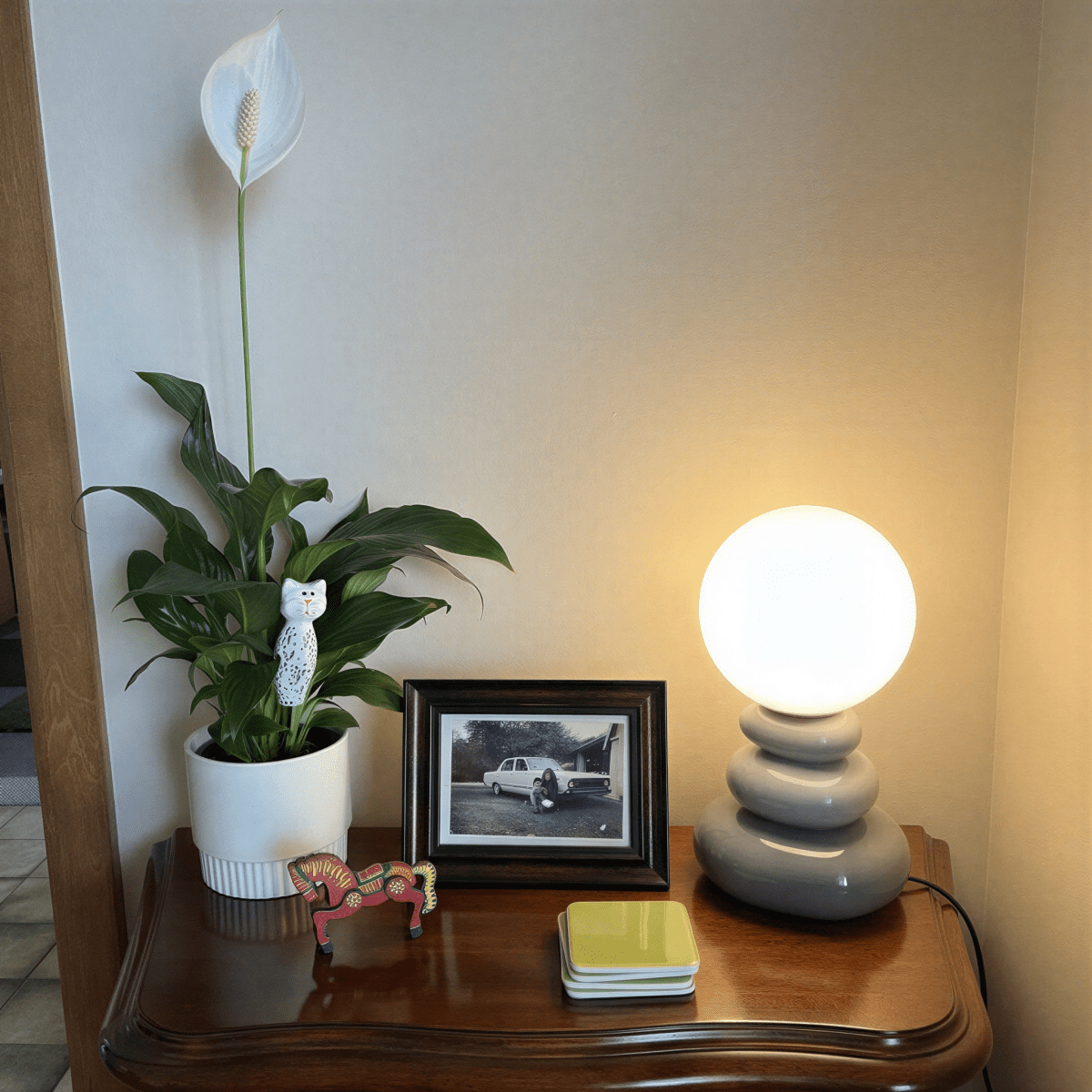 Sculptural stacked ceramic table lamp colour option view 9