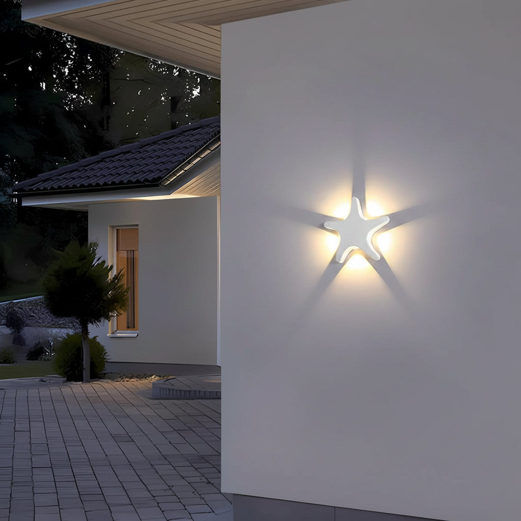 Animal shaped outdoor LED wall light detail view 9 showing finish and construction