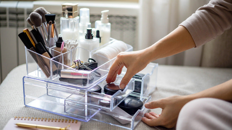Makeup & Vanity Organizers