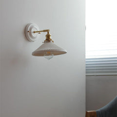 Traditional Vintage Round Wall Sconce Lamp Ceramic Brass 1-Light