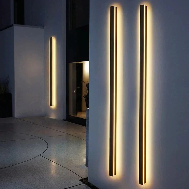 Elenorra Vertica LED Wall Light IP65 Metal Acrylic 11.8–94.5 in