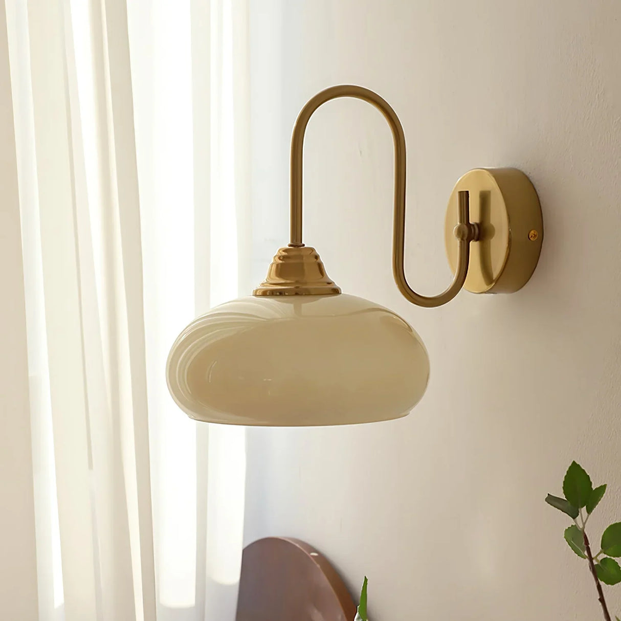 Calypso Bauhaus Curved Glass Wall Lamp Modern Sconce