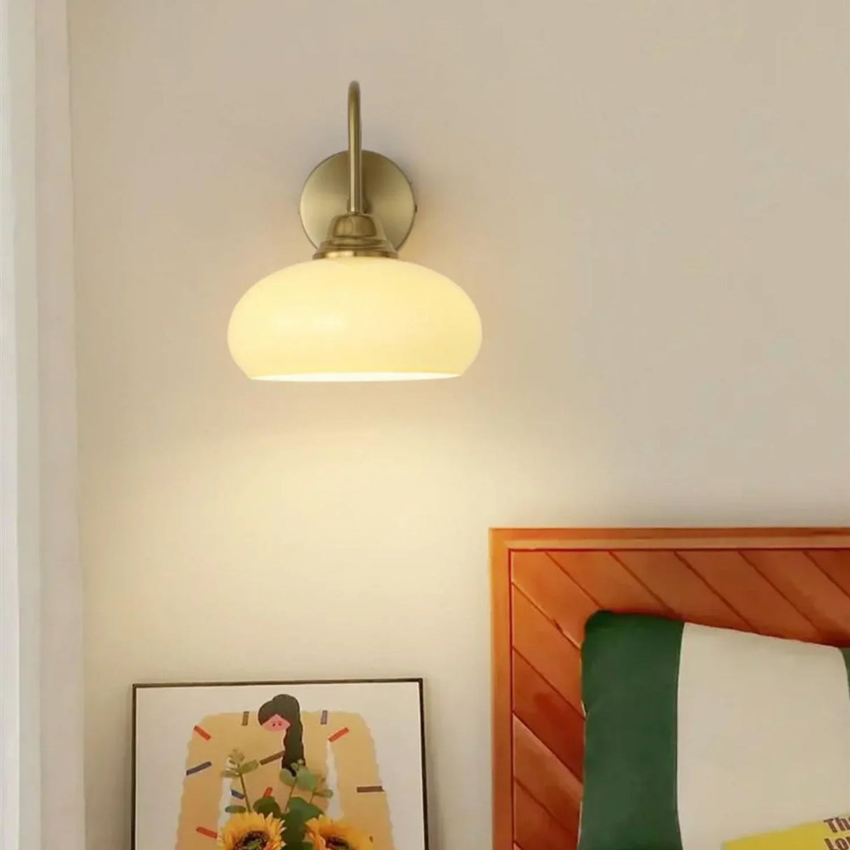 Calypso Bauhaus Curved Glass Wall Lamp Modern Sconce