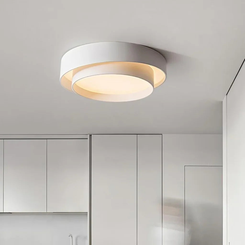 Double disc ceiling light arrangement
