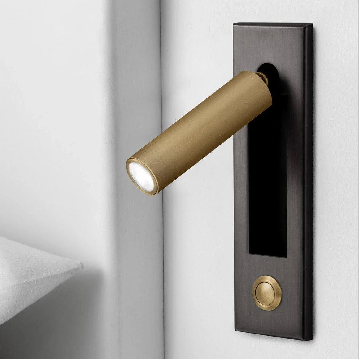 Elenorra Flush-Mount Sconce Integrated LED 2in x 7in Matt Black