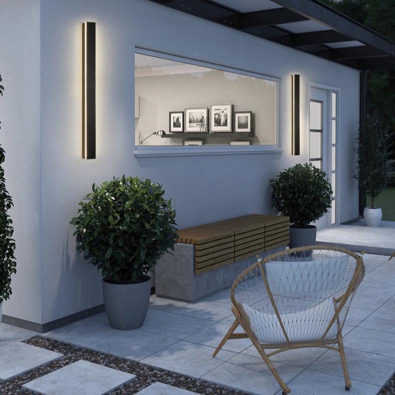 Elenorra Vertica LED Wall Light IP65 Metal Acrylic 11.8–94.5 in