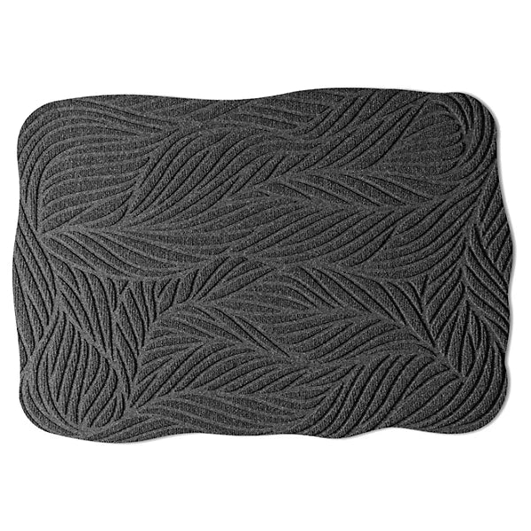 Outdoor entry door mats with ribbed sculptural texture