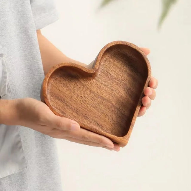 Walnut Heart Shaped Wooden Dessert Plate Tray for Candy