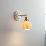 Traditional Vintage Round Wall Sconce Lamp Ceramic Brass 1-Light