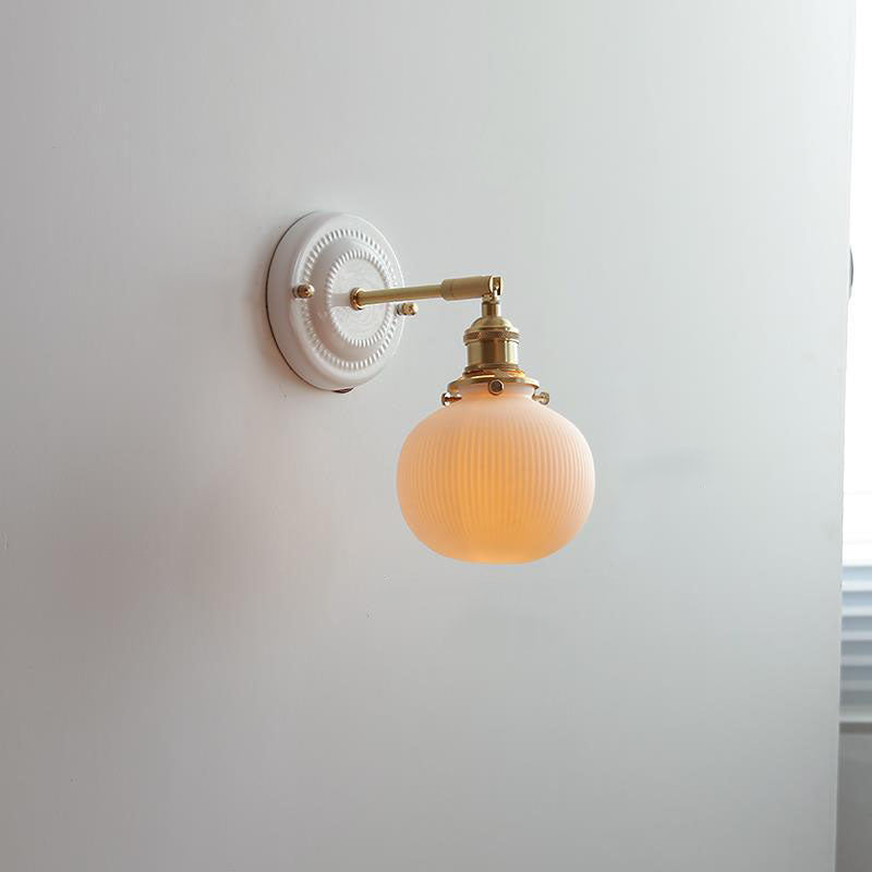 Traditional Vintage Round Wall Sconce Lamp Ceramic Brass 1-Light