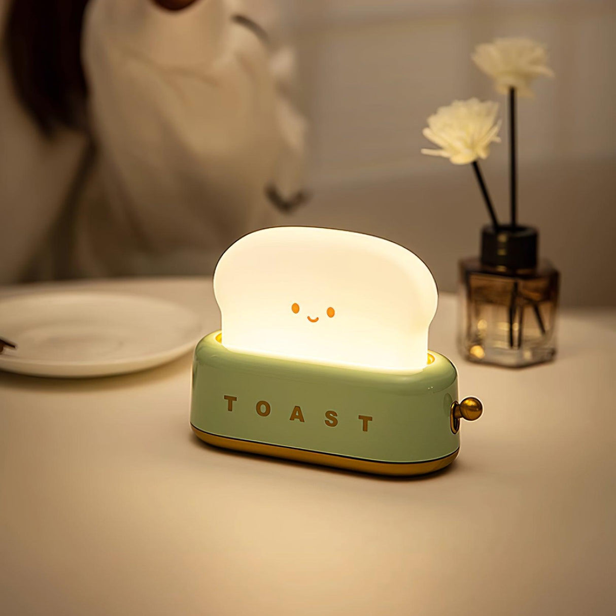 Modern Minimalist Toaster Table Lamp Plastic Acrylic 1-Light