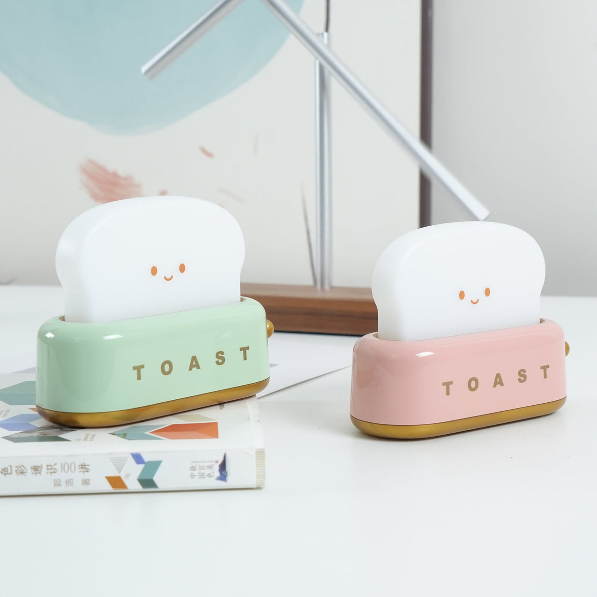 Toaster lamp with the lever knob raised on the side