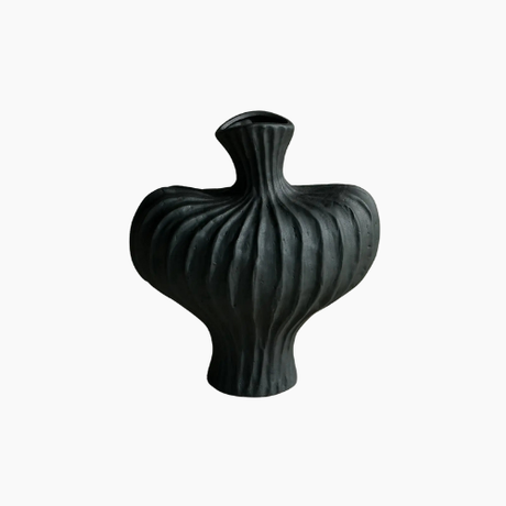Modern Minimalist Water-Holding Plastic Vase for Tabletop Decor