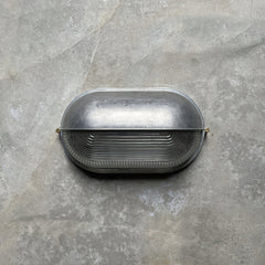 Cast aluminium bulkhead outdoor wall lamp close detail view 62