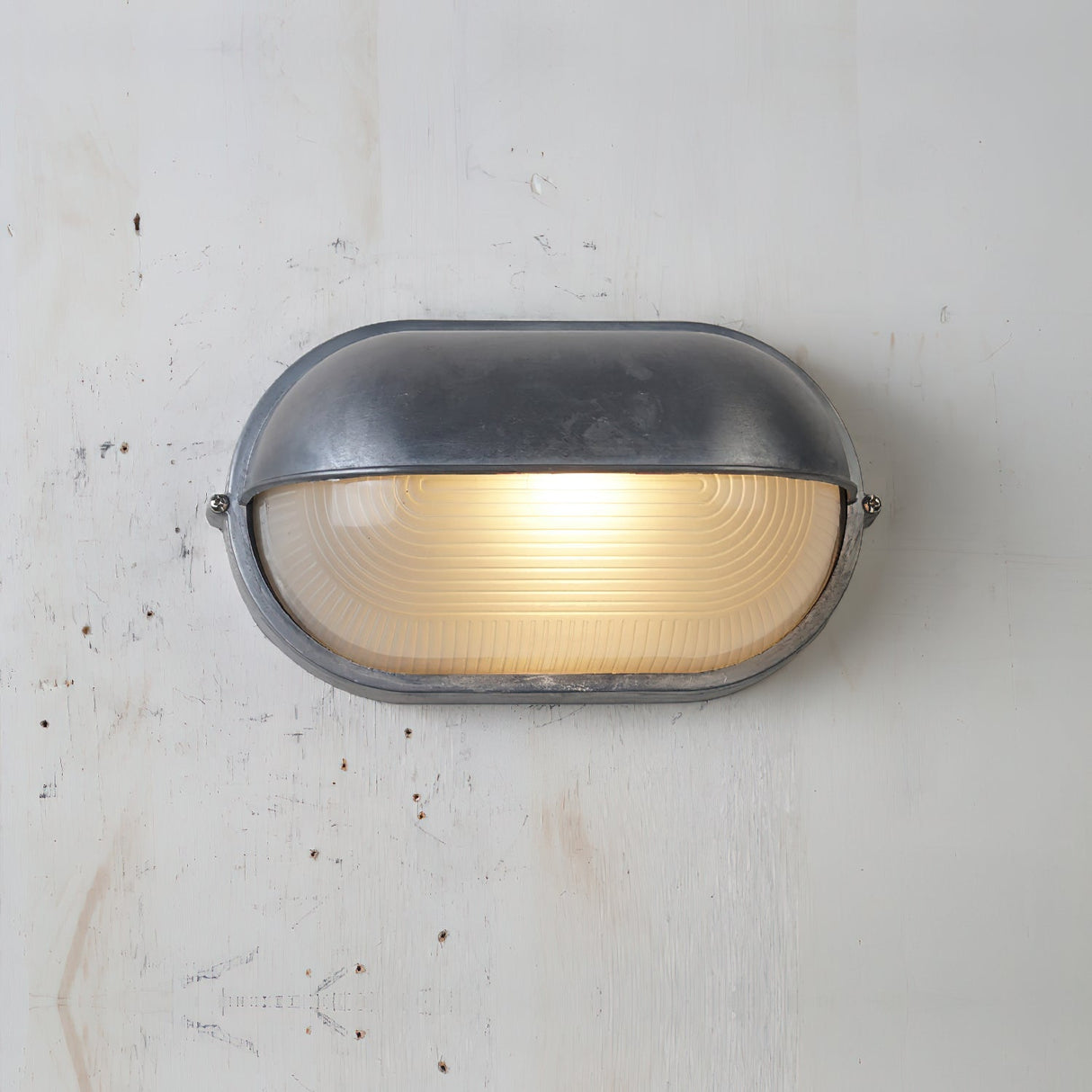 Cast aluminium bulkhead outdoor wall lamp further product image 64