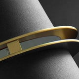 Close view of the brass ring band clamped around the shade