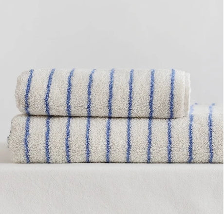 Striped Cotton Bath Towel – Soft & Absorbent Retro Bath Towel.