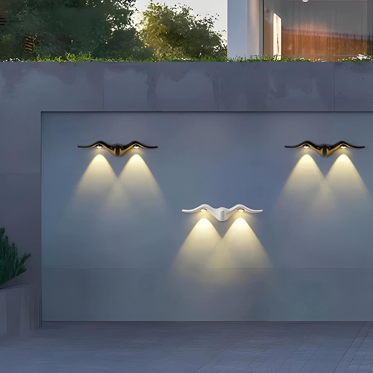Animal shaped outdoor LED wall light detail view 3 showing finish and construction