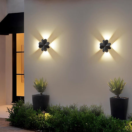 Animal shaped outdoor LED wall light detail view 5 showing finish and construction