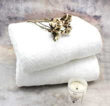 Load image into Gallery viewer, 2 Piece Pure Cotton White Spa &amp; Hotel Bath Towel Set
